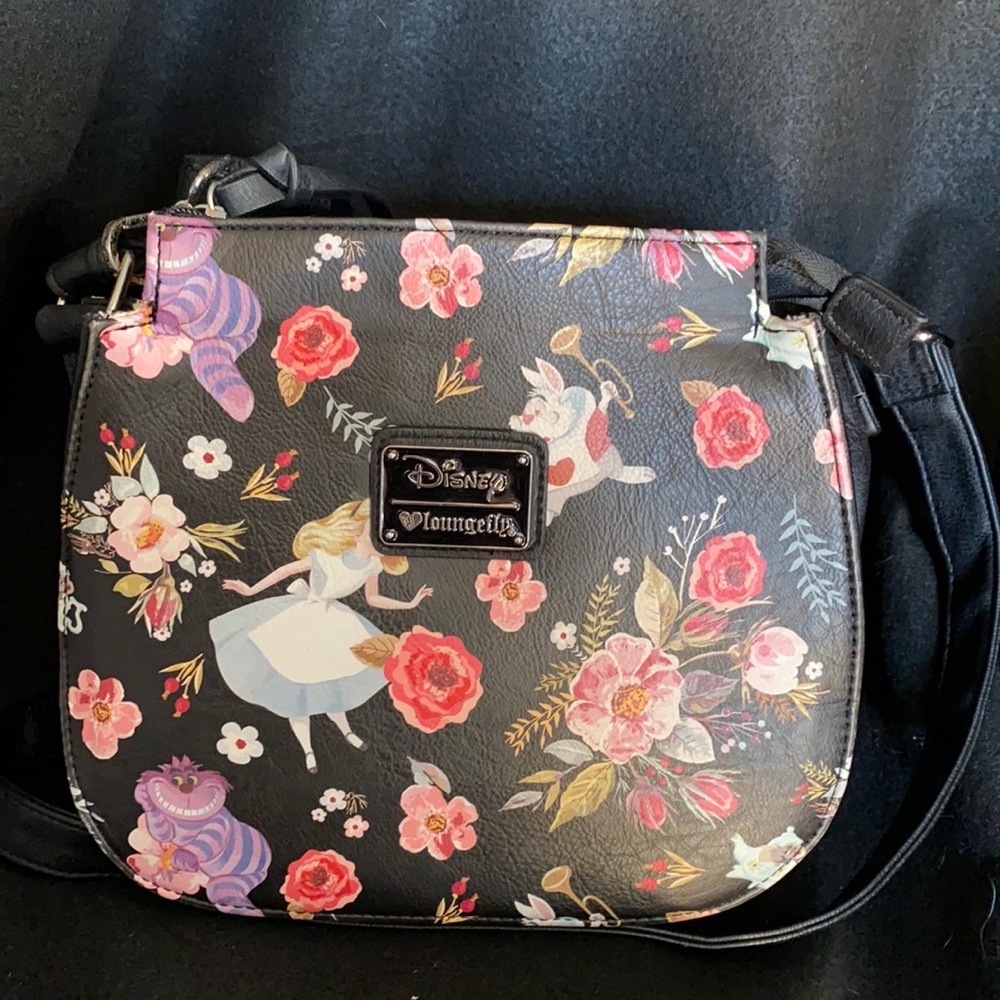 🖤 Logo Loungefly Purse